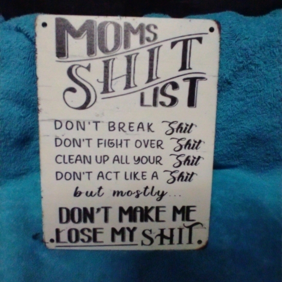 Humorous Wall Sign with Bold Text Mom List Funny Wooden - Picture 1 of 2